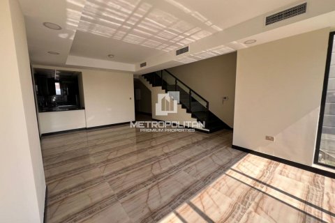 Townhouse in Jumeirah Village Circle, Dubai 4 bedrooms, 310 sq.m. № 72869 - photo 2