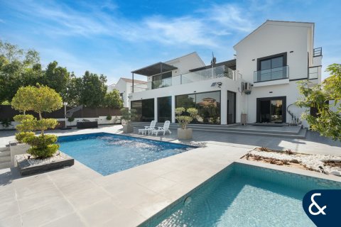 Villa en The Villa, Dubai, 5 dormitorios, 780 m², № 88574 - foto 15