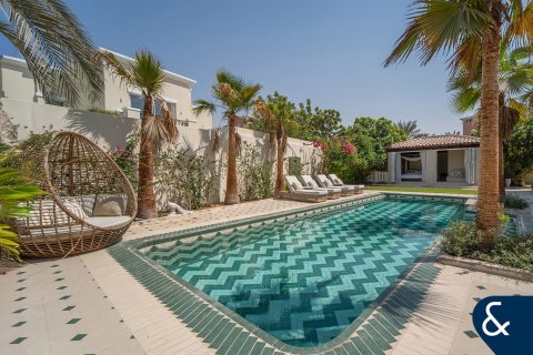 Villa en Arabian Ranches, Dubai, 5 dormitorios, 376 m², № 88575 - foto 4