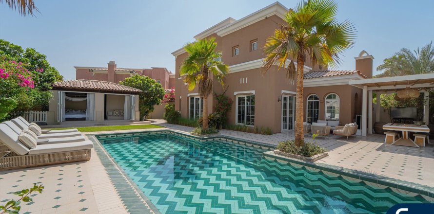 Villa en Arabian Ranches, Dubai, 5 dormitorios, 376 m², № 88575