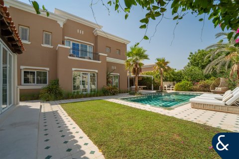 Villa en Arabian Ranches, Dubai, 5 dormitorios, 376 m², № 88575 - foto 2