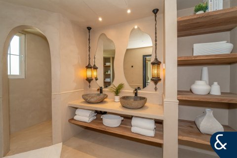 Villa en Arabian Ranches, Dubai, 5 dormitorios, 376 m², № 88575 - foto 16