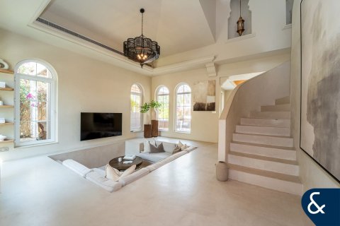 Villa en Arabian Ranches, Dubai, 5 dormitorios, 376 m², № 88575 - foto 12