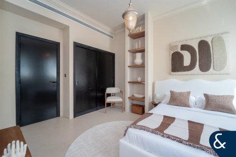 Villa en Arabian Ranches, Dubai, 5 dormitorios, 376 m², № 88575 - foto 19