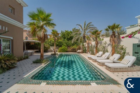 Villa en Arabian Ranches, Dubai, 5 dormitorios, 376 m², № 88575 - foto 3