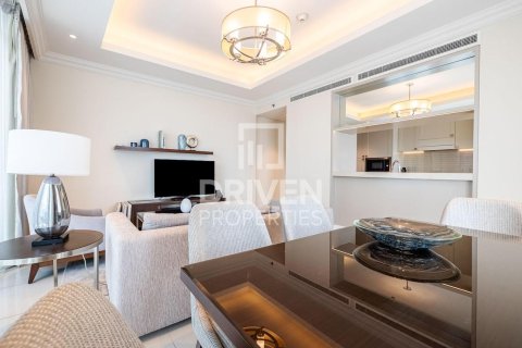 Снять в аренду квартиру в The Address Residence Fountain Views, Даунтаун Дубай (Даунтаун Бурдж Дубай), Дубай: 2 спальни, 134.24м², № 128248 - фото 3