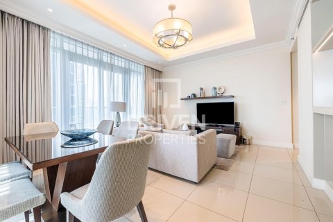 Квартира в The Address Residence Fountain Views, Даунтаун Дубай (Даунтаун Бурдж Дубай), Дубай, 2 спальни, 134.24м², № 128248