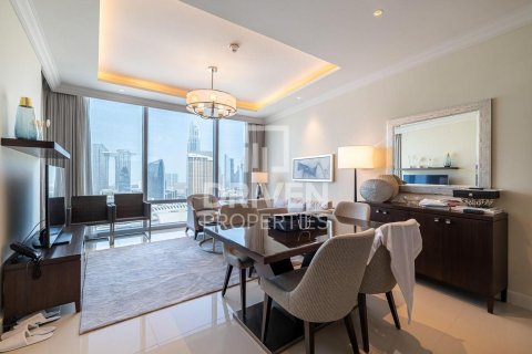 Appartement à The Address Residence Fountain Views, Downtown Dubai (Downtown Burj Dubai), Dubai, 1 chambre, 79.15 m², № 128258