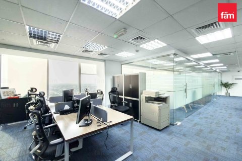 Oficina en Business Bay, Dubai, 297.4 m², № 118773 - foto 10
