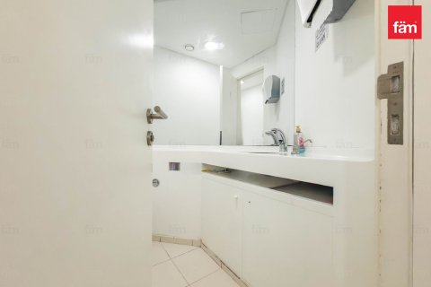Oficina en Business Bay, Dubai, 297.4 m², № 118773 - foto 13
