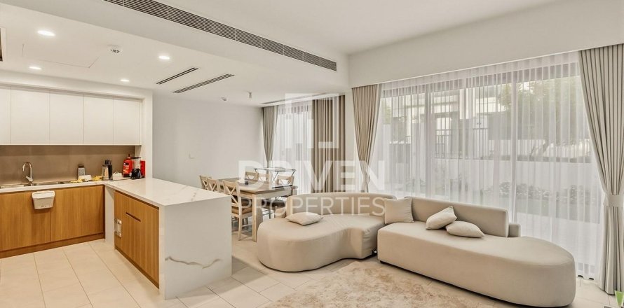 Adosado en Villanova, Dubai Land, Dubai, 3 dormitorios, 161.84 m², № 142893