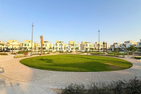 Снять в аренду виллу в Caya, Arabian Ranches 3, Дубай: 3 спальни, 393м², № 44814 - фото 10