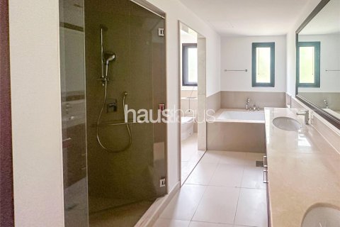 Villa in Arabian Ranches 2, Dubai 4 bedrooms, 300 sq.m. № 44815 - photo 5