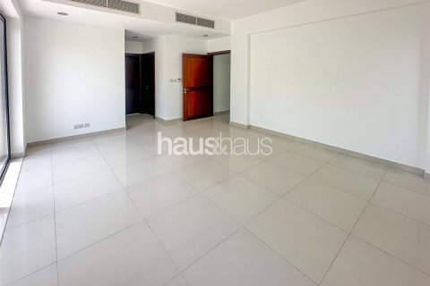 Villa in Arabian Ranches 2, Dubai 4 bedrooms, 300 sq.m. № 44815 - photo 3