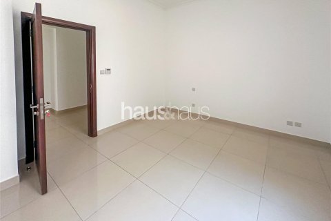 Villa in Arabian Ranches 2, Dubai 4 bedrooms, 300 sq.m. № 44815 - photo 14