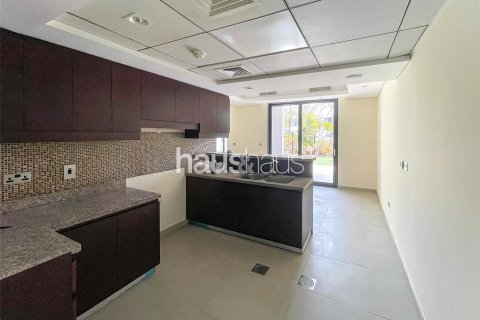 Townhouse in Motor City, Dubai 4 bedrooms, 270 sq.m. № 44823 - photo 6