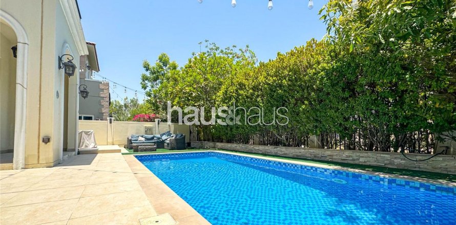 Вилла в Motor City, Дубай, 5 спален, 452м², № 44824