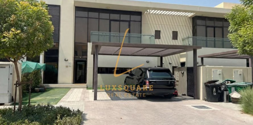 Villa in DAMAC Hills (Akoya by DAMAC), Dubai 3 bedrooms, 253 sq.m. № 141836
