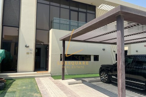 Villa in DAMAC Hills (Akoya by DAMAC), Dubai 3 bedrooms, 253 sq.m. № 141836 - photo 15