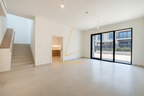 Villa in Jebel Ali, Dubai 3 bedrooms, 241 sq.m. № 141838 - photo 2