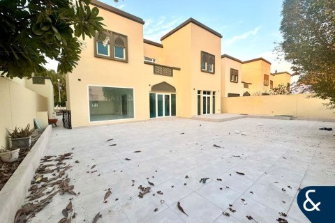 Вилла в Regional, Jumeirah Park, Дубай, 3 спальни, 510м², № 79030
