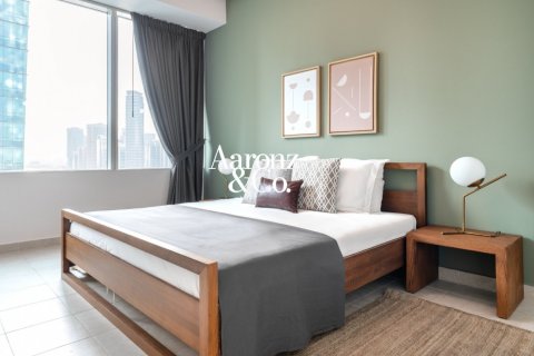 Apartamento en Jumeirah Lake Towers, Dubai, 2 dormitorios, 189 m², № 133187 - foto 13