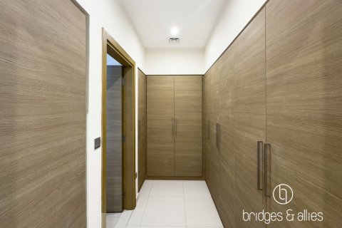 Villa in Dubai Hills Estate, Dubai 5 bedrooms, 372 sq.m. № 133185 - photo 6