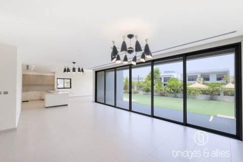 Villa in Dubai Hills Estate, Dubai 5 bedrooms, 372 sq.m. № 133185 - photo 23