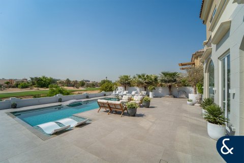 Villa in Victory Heights, Dubai Sports City, Dubai 6 bedrooms, 590 sq.m. № 91369 - photo 21