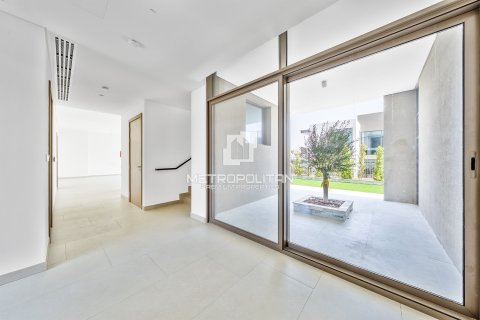 Villa en Al Furjan, Dubai, 5 dormitorios, 408 m², № 73375 - foto 3
