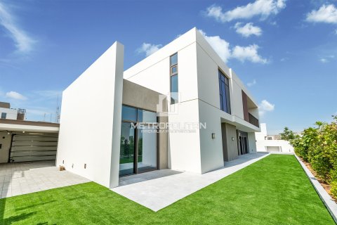 Villa in Al Furjan, Dubai 5 bedrooms, 408 sq.m. № 73375