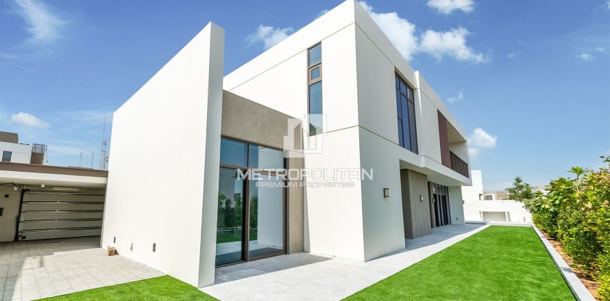 Villa en Al Furjan, Dubai, 5 dormitorios, 408 m², № 73375