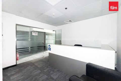 Bureau à Dubai, 85.1 m², № 133127