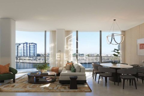 Apartment in Al Wasl, Dubai 4 bedrooms, 339 sq.m. № 121500
