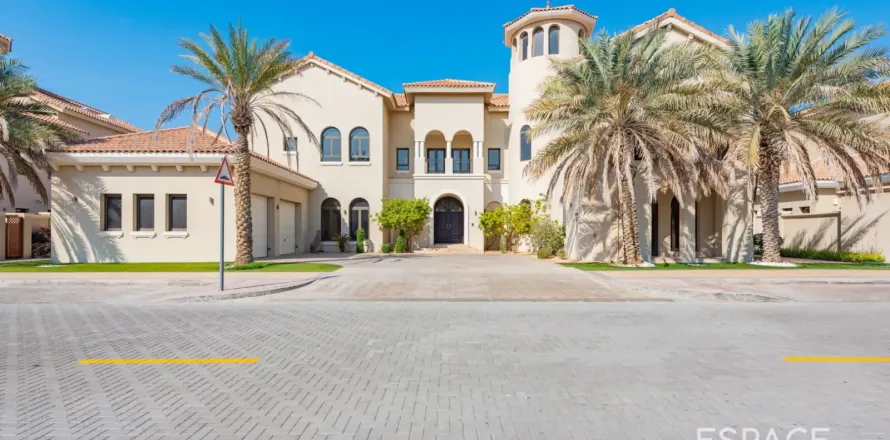 Villa in Palm Jumeirah, Dubai 6 bedrooms, 650 sq.m. № 61805