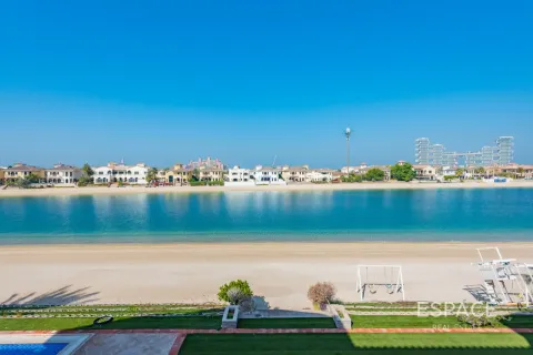 Villa in Palm Jumeirah, Dubai 6 bedrooms, 650 sq.m. № 61805 - photo 18