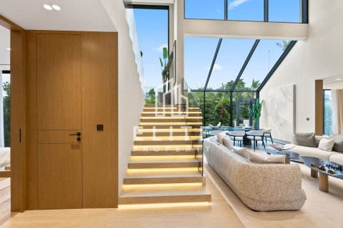 Villa à Dubai, 5 chambres, № 85551 - photo 13