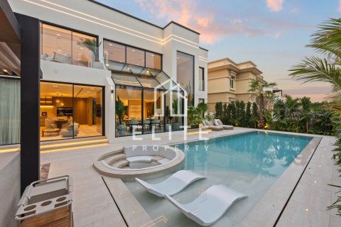 Villa à Dubai, 5 chambres, № 85551 - photo 2