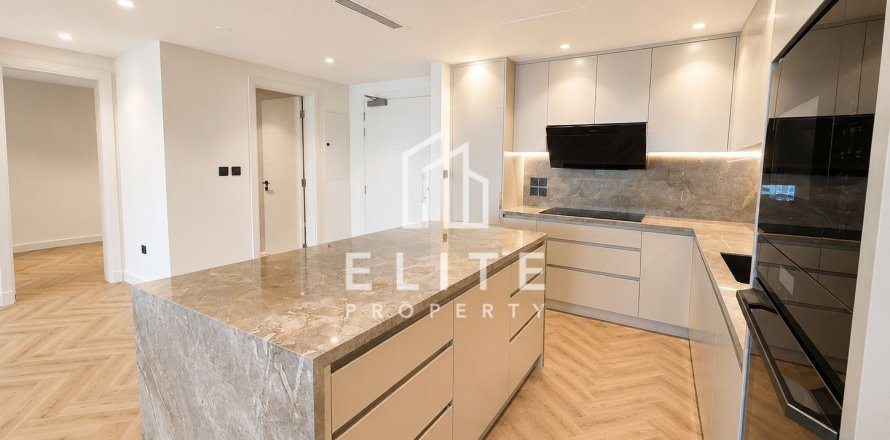 Apartamento en Marina Residences, Palm Jumeirah, Dubai, 2 dormitorios, 161 m², № 124908