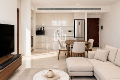 Apartamento en EMAAR Beachfront, Dubai Harbour, Dubai, 1 dormitorio, 81 m², № 124907 - foto 3