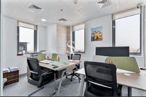 Office in Executive Bay, Business Bay, Dubai 74 sq.m. № 115605 - photo 2