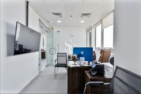 Office in Executive Bay, Business Bay, Dubai 74 sq.m. № 115605 - photo 4