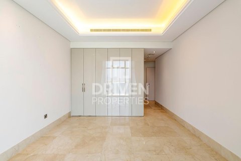 Купить квартиру в The Crescent, Пальма Джумейра, Дубай: 3 спальни, 161.47м², № 140100 - фото 15