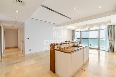 Купить квартиру в The Crescent, Пальма Джумейра, Дубай: 3 спальни, 161.47м², № 140100 - фото 6