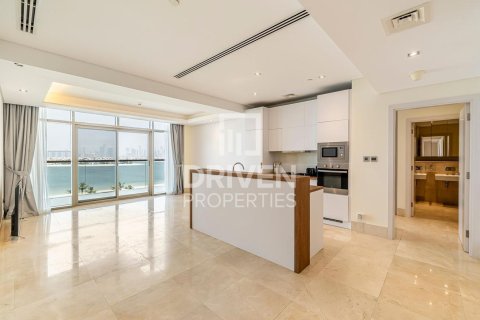 Купить квартиру в The Crescent, Пальма Джумейра, Дубай: 3 спальни, 161.47м², № 140100 - фото 3