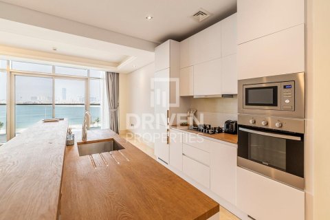 Купить квартиру в The Crescent, Пальма Джумейра, Дубай: 3 спальни, 161.47м², № 140100 - фото 7