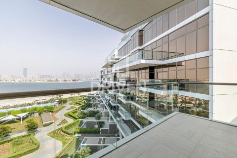 Купить квартиру в The Crescent, Пальма Джумейра, Дубай: 3 спальни, 161.47м², № 140100 - фото 14