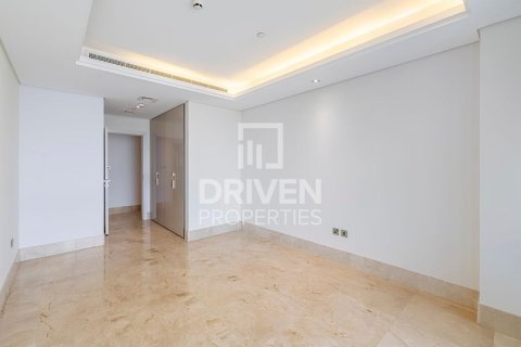 Купить квартиру в The Crescent, Пальма Джумейра, Дубай: 3 спальни, 161.47м², № 140100 - фото 24