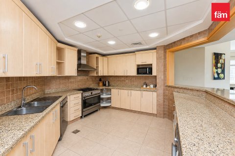 Apartamento en Palm Jumeirah, Dubai, 1 dormitorio, 116.3 m², № 139634 - foto 9