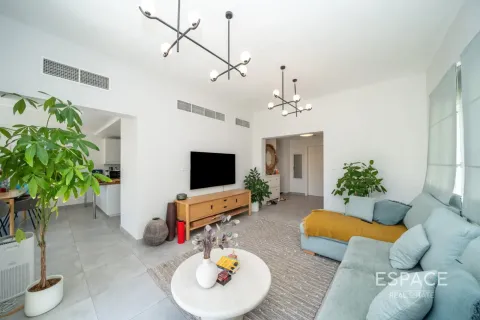 Villa à Springs 15, The Springs, Dubai, 3 chambres, 270 m², № 122778